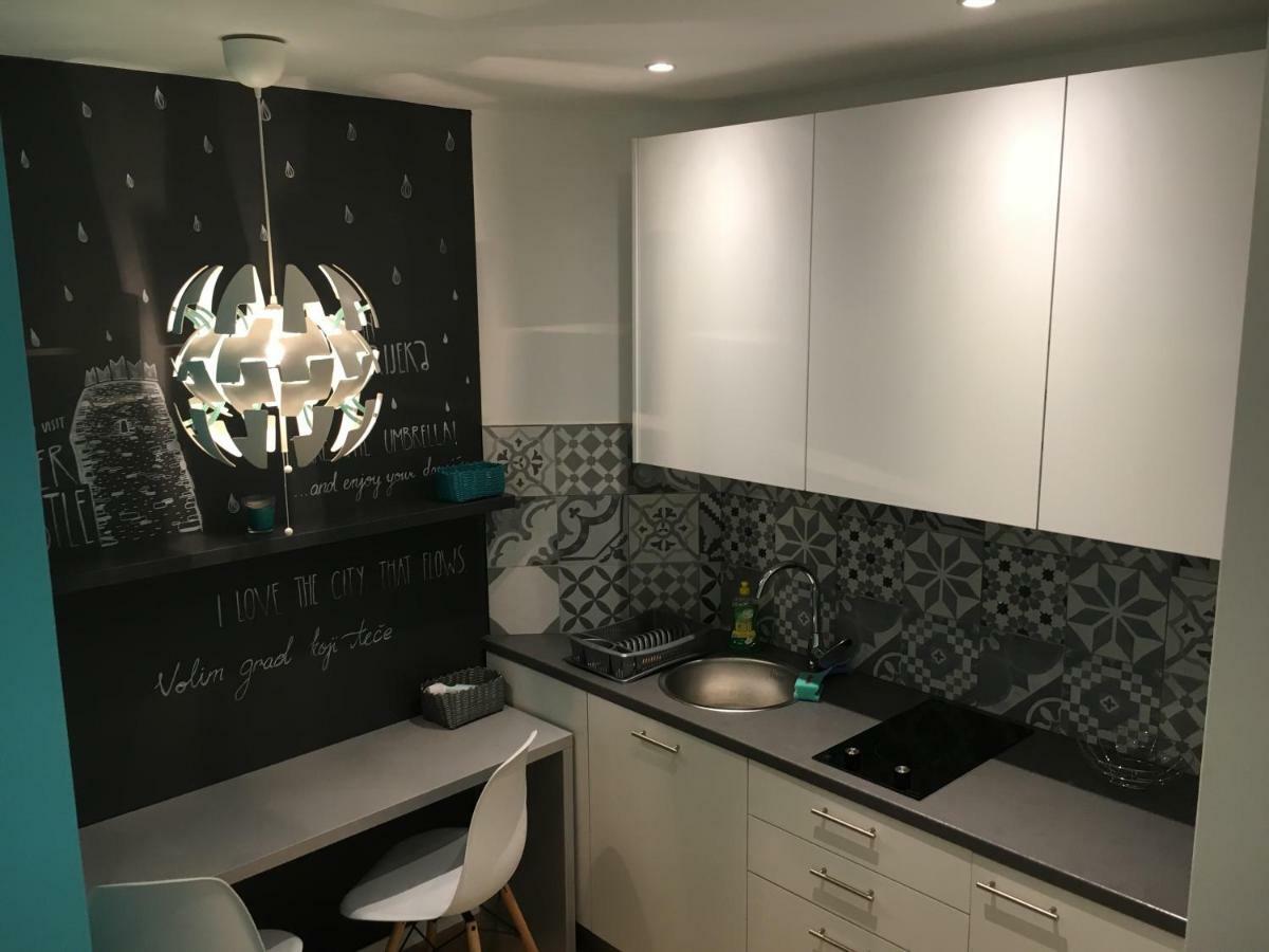 Adria Appartement Rijeka Buitenkant foto